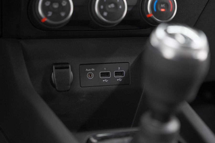 Renault Clio TCe 90 Zen | Navigatie | Elektrische ramen | Apple Carplay Renault Clio TCe 90 Zen | Navigatie | Elektrische ramen | Apple Carplay