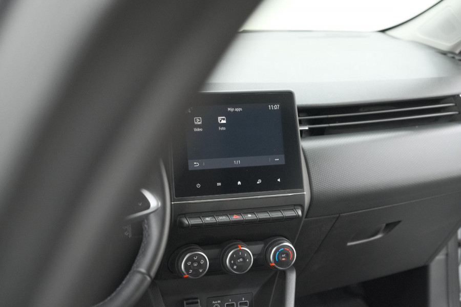 Renault Clio TCe 90 Zen | Navigatie | Elektrische ramen | Apple Carplay Renault Clio TCe 90 Zen | Navigatie | Elektrische ramen | Apple Carplay