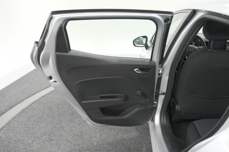 Renault Clio TCe 90 Zen | Navigatie | Elektrische ramen | Apple Carplay Renault Clio TCe 90 Zen | Navigatie | Elektrische ramen | Apple Carplay