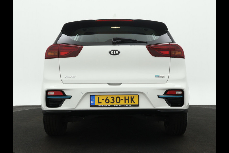 Kia e-Niro DynamicLine 39.2kWh - SOH 97,2% - Apple CarPlay/Android Auto - Achteruitrijcamera - Cruise Control - Navigatie - Climate Control - Fabrieksgarantie tot 05-2028