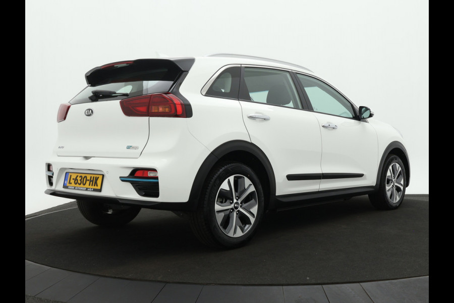 Kia e-Niro DynamicLine 39.2kWh - SOH 97,2% - Apple CarPlay/Android Auto - Achteruitrijcamera - Cruise Control - Navigatie - Climate Control - Fabrieksgarantie tot 05-2028