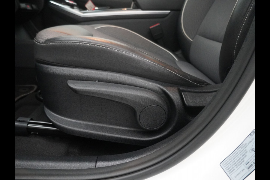 Kia e-Niro DynamicLine 39.2kWh - SOH 97,2% - Apple CarPlay/Android Auto - Achteruitrijcamera - Cruise Control - Navigatie - Climate Control - Fabrieksgarantie tot 05-2028