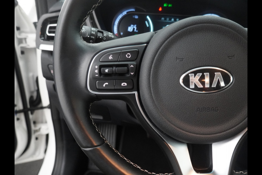Kia e-Niro DynamicLine 39.2kWh - SOH 97,2% - Apple CarPlay/Android Auto - Achteruitrijcamera - Cruise Control - Navigatie - Climate Control - Fabrieksgarantie tot 05-2028