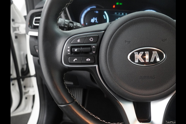 Kia e-Niro DynamicLine 39.2kWh - SOH 97,2% - Apple CarPlay/Android Auto - Achteruitrijcamera - Cruise Control - Navigatie - Climate Control - Fabrieksgarantie tot 05-2028