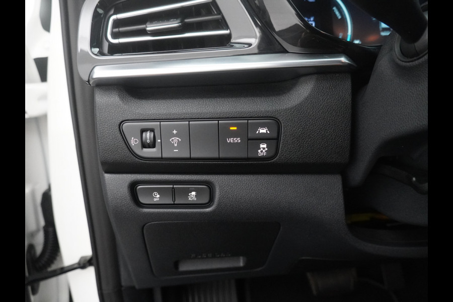 Kia e-Niro DynamicLine 39.2kWh - SOH 97,2% - Apple CarPlay/Android Auto - Achteruitrijcamera - Cruise Control - Navigatie - Climate Control - Fabrieksgarantie tot 05-2028