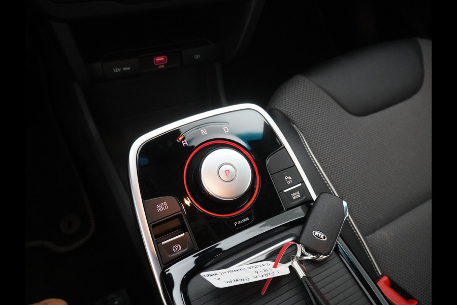 Kia e-Niro DynamicLine 39.2kWh - SOH 97,2% - Apple CarPlay/Android Auto - Achteruitrijcamera - Cruise Control - Navigatie - Climate Control - Fabrieksgarantie tot 05-2028