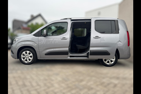 Opel Combo Tour 1.2 Turbo L2H1 Edition 7p. TREKHAAK / CAMERA / VOORRUIT VERW. / NAVI / CRUISE / WARNINGSPOTS / STUURVERW. / PDC