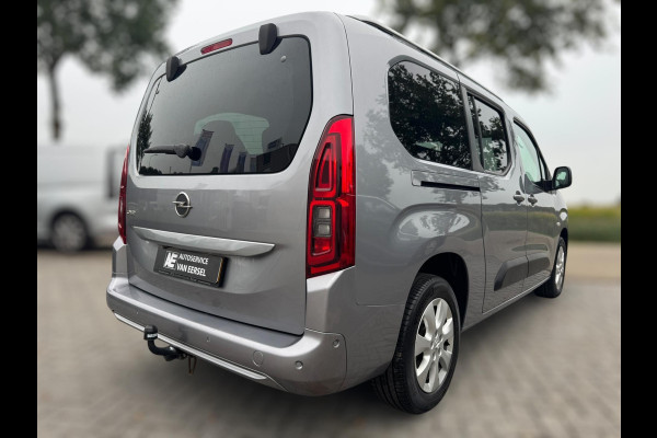 Opel Combo Tour 1.2 Turbo L2H1 Edition 7p. TREKHAAK / CAMERA / VOORRUIT VERW. / NAVI / CRUISE / WARNINGSPOTS / STUURVERW. / PDC