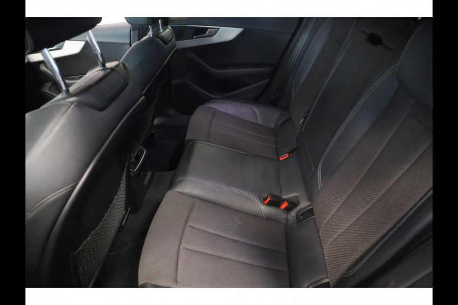 Audi A5 Sportback 35 TFSI Sport S-line edition Cruise Climate Navi N Gloss Black wielen