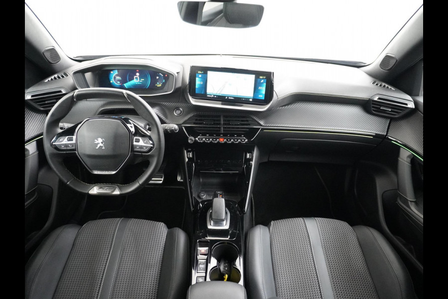 Peugeot e-2008 EV GT Pack 50 kWh VAN: 21.900,- VOOR: 19.877,- UW HERFST VOORDDEL: 2.023,- EURO 3 FASE LADEN!| RIJLAAR GEPRIJSD INCL. 12MND BOVAG