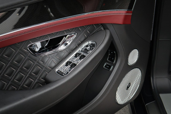 Bentley Continental GTC 4.0 V8 First Edition | NAIM | CARBON EXTERIOR & INTERIOR | ROTATING DISPLAY | SPORTUITLAAT | ADAPTIVE CRUISE | CARPLAY | DAB | H