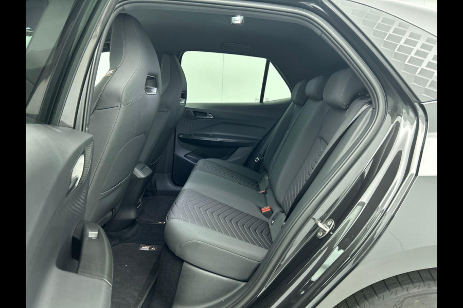 CUPRA Born Essential 62 kWh Airco ECC Navi Carplay Adaptive Cruise Control Ambient Light PDC VA + Camera