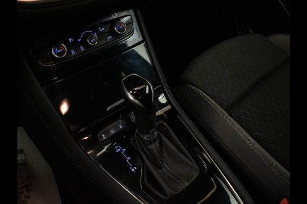 Opel Grandland X 1.2 Turbo Innovation Sport (APPLE CARPLAY,NAVI,PDC,LED,CRUISE,CLIMATE,SPORTSTOELEN,LM VELGEN,NETTE STAAT)