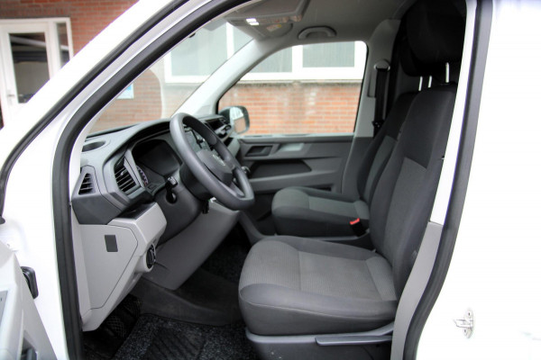 Volkswagen Transporter 2.0 TDI 110PK L2H1 Business / Camera / trekhaak / App connect / Cruise