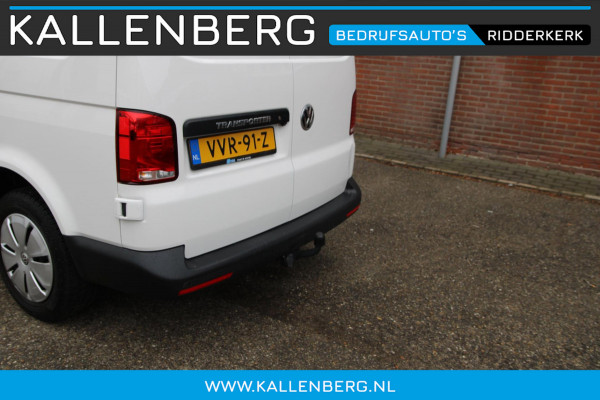 Volkswagen Transporter 2.0 TDI 110PK L2H1 Business / Camera / trekhaak / App connect / Cruise
