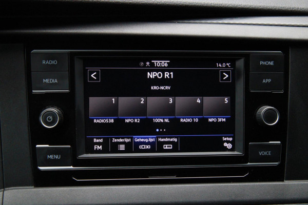 Volkswagen Transporter 2.0 TDI 110PK L2H1 Business / Camera / trekhaak / App connect / Cruise