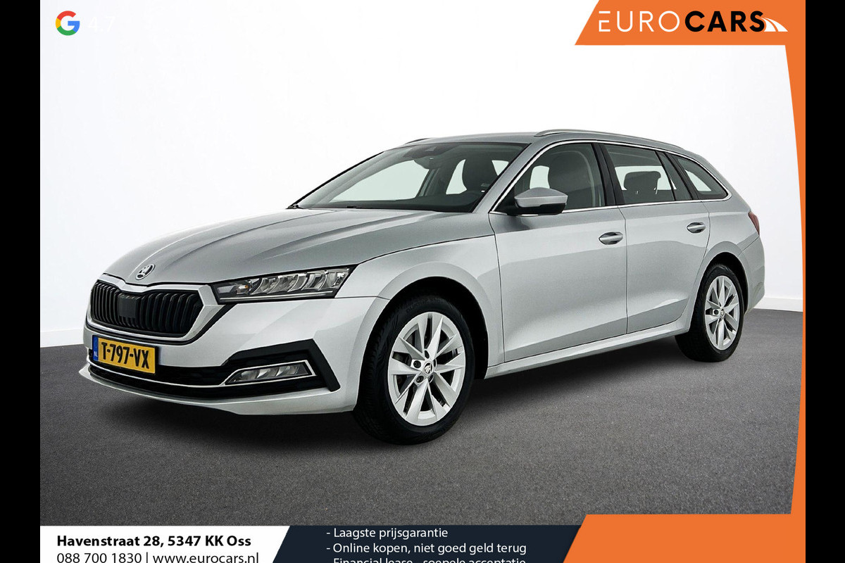 Škoda Octavia Combi 1.5 e-TSI DSG Style Navigatie Climatic Control  Parkeer Sensoren + Camera DAB Cruise control Lichtmetalen Velgen Keyless