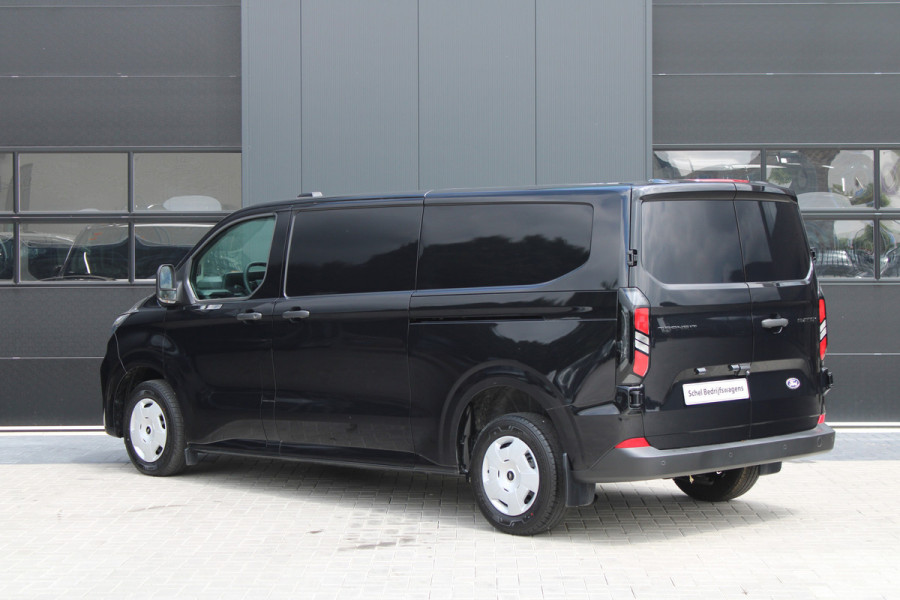 Ford Transit Custom 320 2.0 TDCI L2H1 Trend 136pk - 2x Schuifdeur - LED koplampen - Carplay - Android - Camera - Stoelverwarming - 70l tank - Rijkla Ford Transit Custom 320 2.0 TDCI L2H1 Trend 136pk - 2x Schuifdeur - LED koplampen - Carplay - Android - Camera - Stoelverwarming - 70l tank - Rijkla