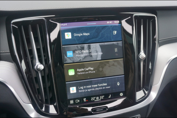 Volvo V60 PHEV T6 AWD ULTRA DARK SCHUIFDAK | WINTERPACK | H&K AUDIO | LUXE