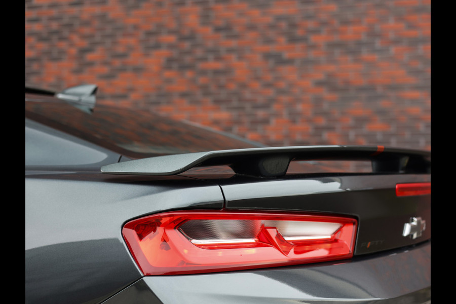 Chevrolet Camaro 6.2 V8 50th Anniversary Edition