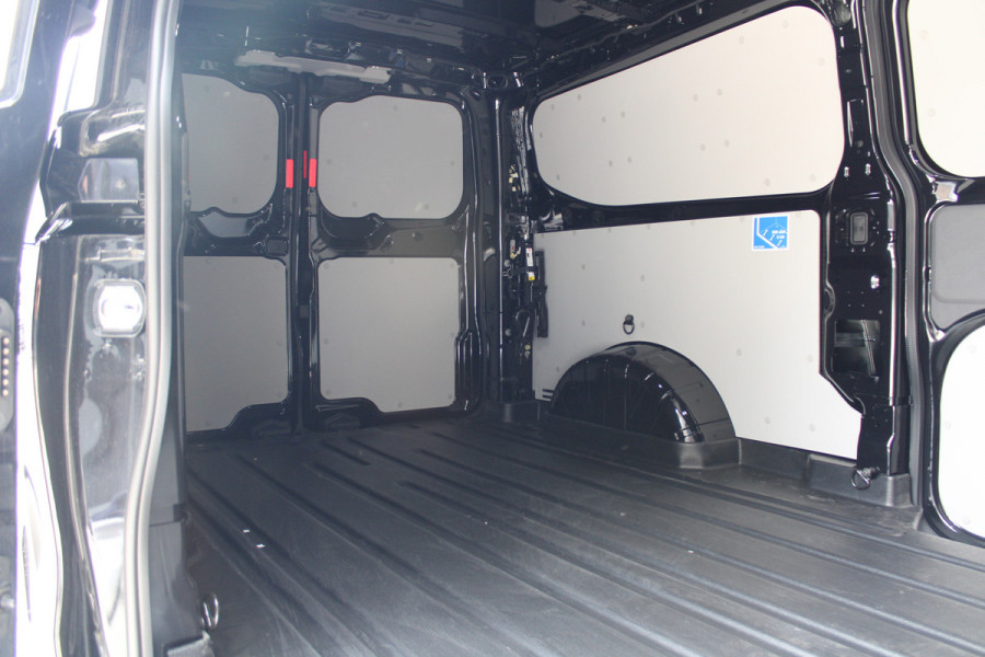 Ford Transit Custom 320 2.0 TDCI L2H1 Trend 136pk - 2x Schuifdeur - LED - Navi - Android - Camera - Stoelverwarming - 70l tank - Rijklaar