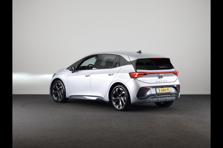CUPRA Born Adrenaline 62 kWh 230 pk | Navigatie | Parkeersensoren | Achteruitrijcamera | LED koplampen | Stoelverwarming | BEATS audio system | CUPRA Born Adrenaline 62 kWh 230 pk | Navigatie | Parkeersensoren | Achteruitrijcamera | LED koplampen | Stoelverwarming | BEATS audio system |