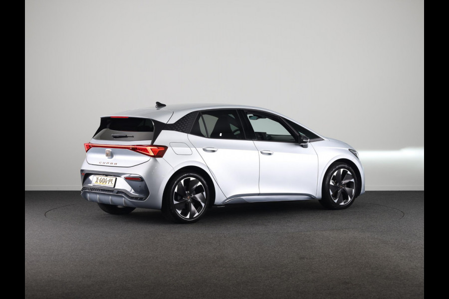 CUPRA Born Adrenaline 62 kWh 230 pk | Navigatie | Parkeersensoren | Achteruitrijcamera | LED koplampen | Stoelverwarming | BEATS audio system | CUPRA Born Adrenaline 62 kWh 230 pk | Navigatie | Parkeersensoren | Achteruitrijcamera | LED koplampen | Stoelverwarming | BEATS audio system |