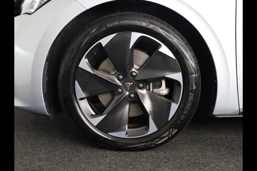 CUPRA Born Adrenaline 62 kWh 230 pk | Navigatie | Parkeersensoren | Achteruitrijcamera | LED koplampen | Stoelverwarming | BEATS audio system | CUPRA Born Adrenaline 62 kWh 230 pk | Navigatie | Parkeersensoren | Achteruitrijcamera | LED koplampen | Stoelverwarming | BEATS audio system |