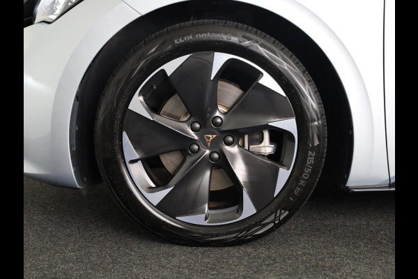 CUPRA Born Adrenaline 62 kWh 230 pk | Navigatie | Parkeersensoren | Achteruitrijcamera | LED koplampen | Stoelverwarming | BEATS audio system | CUPRA Born Adrenaline 62 kWh 230 pk | Navigatie | Parkeersensoren | Achteruitrijcamera | LED koplampen | Stoelverwarming | BEATS audio system |