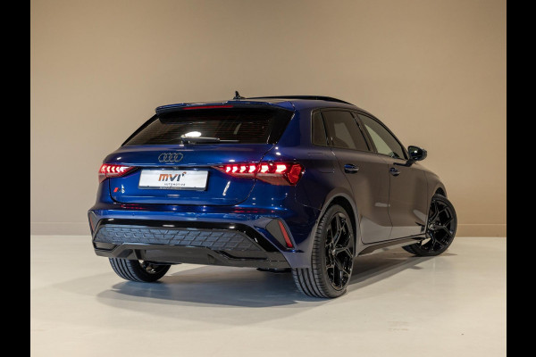 Audi A3 Sportback 35 TFSI S edition / 150pk / Panorama dak / Sonos / Achteruitrij camera /