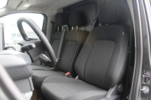 Ford Transit Custom 320 2.0 TDCI L2H1 Trend 136pk - Carplay - Android - LED koplampen - Verwarmd stuurwiel - Stoelverwarming - 70l tank - Rijklaar
