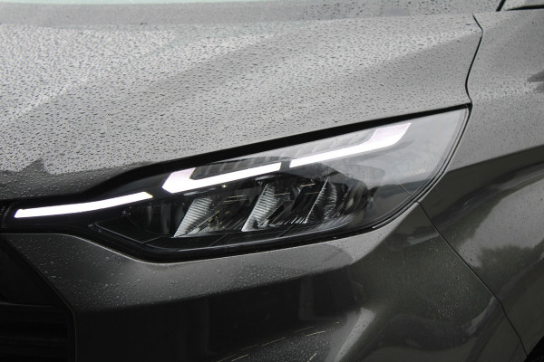 Ford Transit Custom 320 2.0 TDCI L2H1 Trend 136pk - Carplay - Android - LED koplampen - Verwarmd stuurwiel - Stoelverwarming - 70l tank - Rijklaar