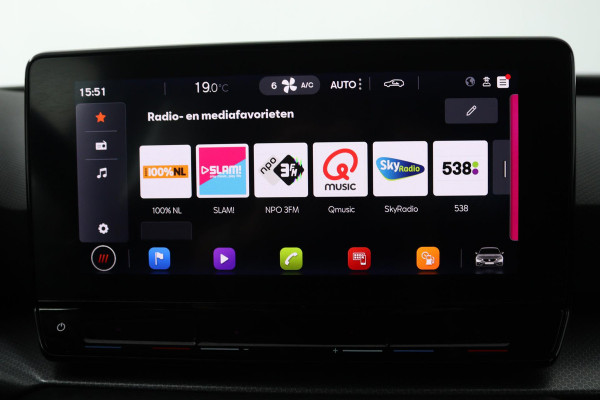 Seat Leon 1.0 TSI Reference (DIGITALE COCKPIT, CRUISE CONTROL, PARKEERSENSOREN, NAVIGATIE, CARPLAY)