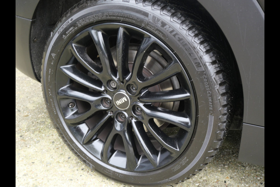 MINI Clubman 1.5 COOPER CHILI | AUTOMAAT | PANORAMA | LED | H/K | NL-AUTO!!