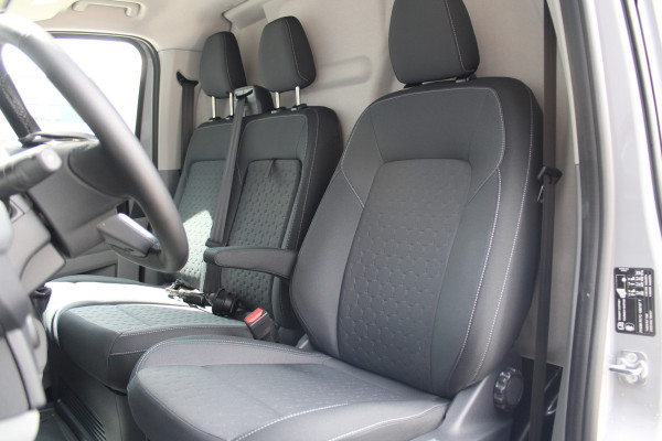 Ford Transit Custom 320 2.0 TDCI L2H1 Limited 150pk - 2x Schuifdeur - Adaptive Cruise - Verwarmd stuur - Blind spot - Navigatie - Camera - Draadloos