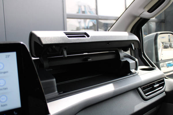 Ford Transit Custom 320 2.0 TDCI L2H1 Limited 150pk - 2x Schuifdeur - Adaptive Cruise - Verwarmd stuur - Blind spot - Navigatie - Camera - Draadloos