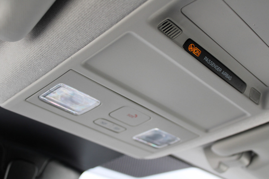 Ford Transit Custom 320 2.0 TDCI L2H1 Limited 150pk - 2x Schuifdeur - Adaptive Cruise - Verwarmd stuur - Blind spot - Navigatie - Camera - Draadloos