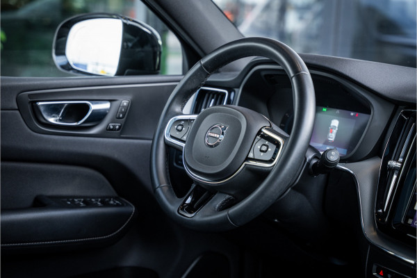 Volvo XC60 2.0 Recharge T6 AWD R-Design - Panorama | Memory | Elek. trekhaak | 360 Camera | Climate Pack