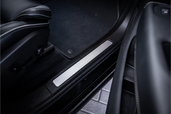 Volvo XC60 2.0 Recharge T6 AWD R-Design - Panorama | Memory | Elek. trekhaak | 360 Camera | Climate Pack