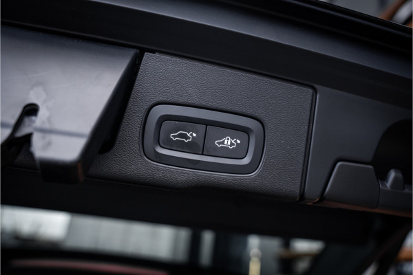 Volvo XC60 2.0 Recharge T6 AWD R-Design - Panorama | Memory | Elek. trekhaak | 360 Camera | Climate Pack