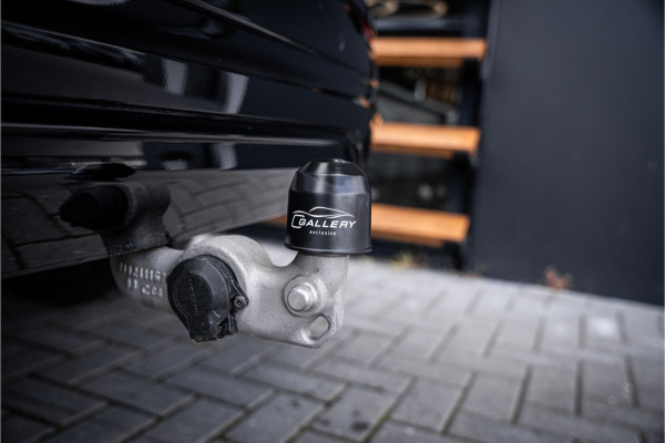 Volvo XC60 2.0 Recharge T6 AWD R-Design - Panorama | Memory | Elek. trekhaak | 360 Camera | Climate Pack