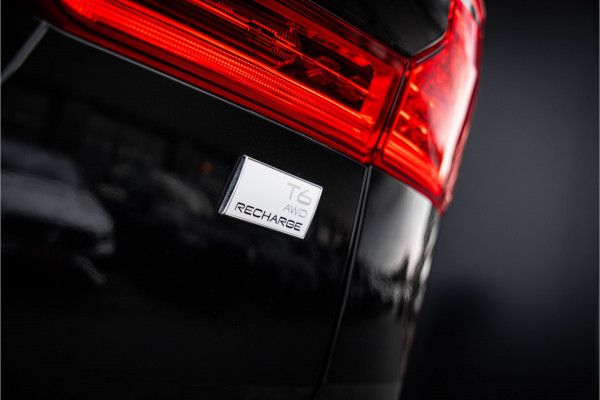 Volvo XC60 2.0 Recharge T6 AWD R-Design - Panorama | Memory | Elek. trekhaak | 360 Camera | Climate Pack