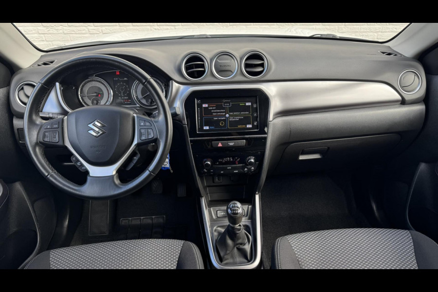 Suzuki Vitara 1.4 Boosterjet Hybrid Adaptive cruise Climate control Apple / Android Stoelverwarming Camera Dodehoekdetectie