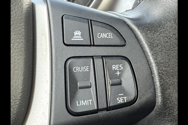 Suzuki Vitara 1.4 Boosterjet Hybrid Adaptive cruise Climate control Apple / Android Stoelverwarming Camera Dodehoekdetectie