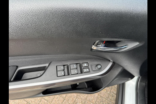 Suzuki Vitara 1.4 Boosterjet Hybrid Adaptive cruise Climate control Apple / Android Stoelverwarming Camera Dodehoekdetectie