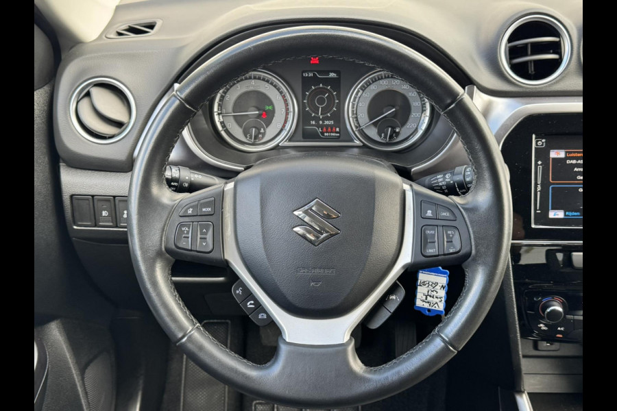 Suzuki Vitara 1.4 Boosterjet Hybrid Adaptive cruise Climate control Apple / Android Stoelverwarming Camera Dodehoekdetectie