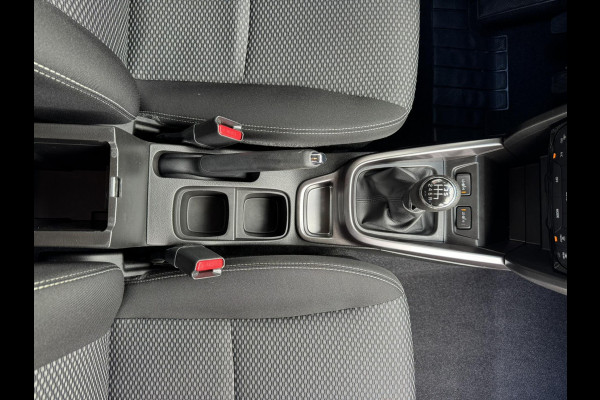 Suzuki Vitara 1.4 Boosterjet Hybrid Adaptive cruise Climate control Apple / Android Stoelverwarming Camera Dodehoekdetectie
