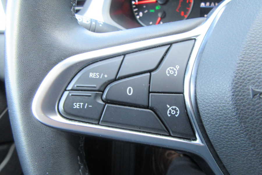 Renault Captur 1.0 TCe 100 Zen, Navigatie, Stoelverw, Trekhaak