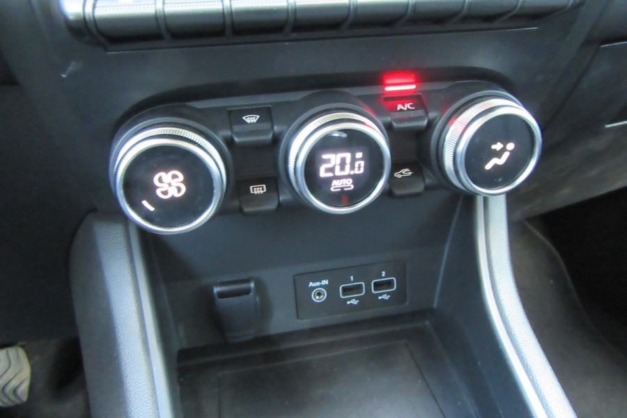 Renault Captur 1.0 TCe 100 Zen, Navigatie, Stoelverw, Trekhaak