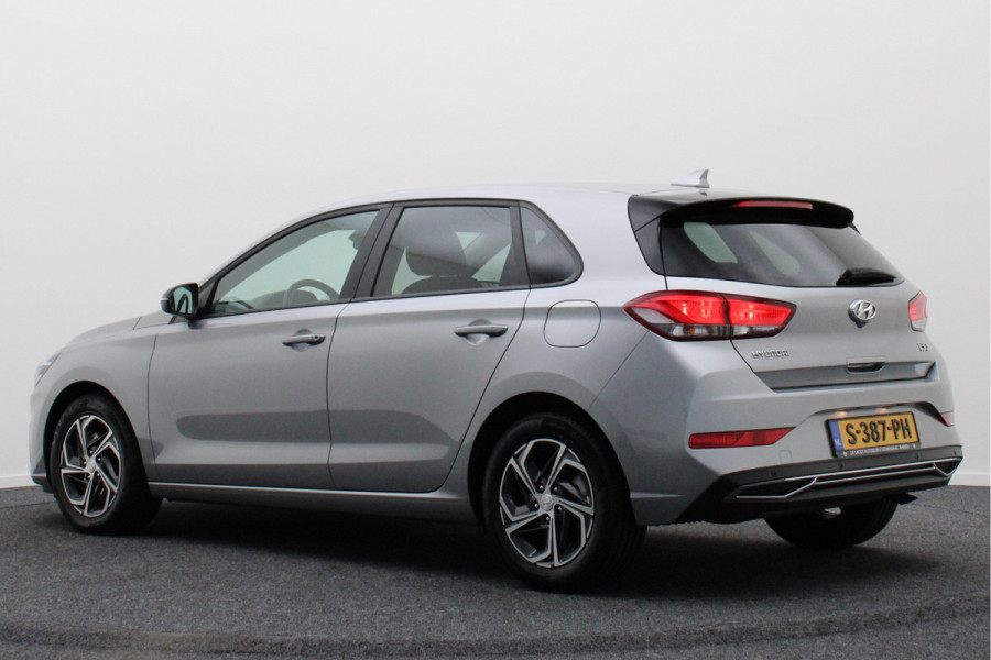 Hyundai i30 1.0 T-GDi MHEV Comfort Camera, Apple Carplay, Stuur-/Stoelverw., LED, DAB, 16"